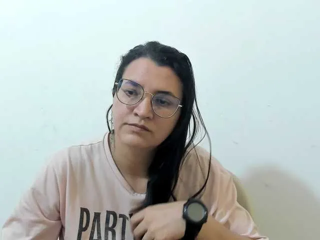 Live sex webcam photo for MARILYNG #292409976