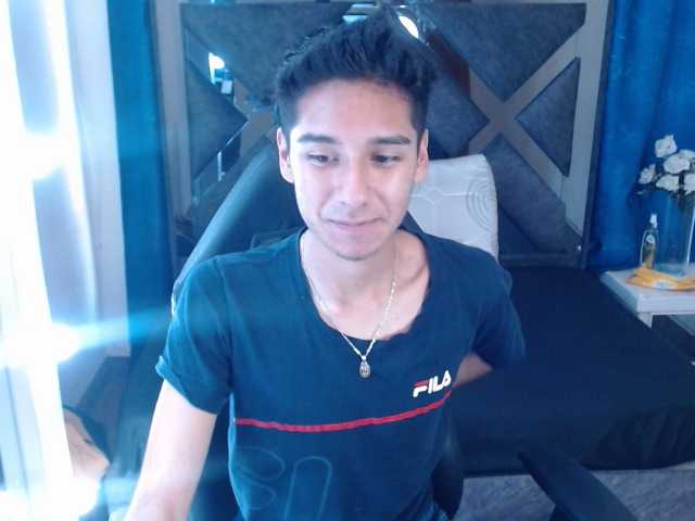 Live sex webcam photo for MATHEWLOKSTAGE #275439247