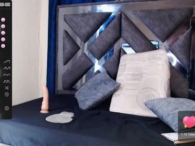 Live sex webcam photo for MATHEWLOKSTAGE #275927368