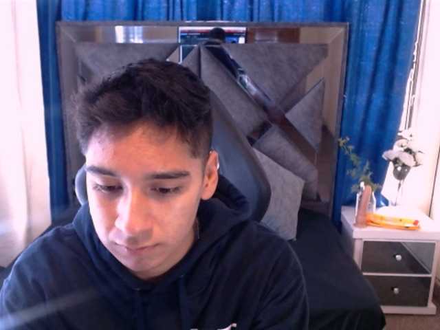 Live sex webcam photo for MATHEWLOKSTAGE #276114148