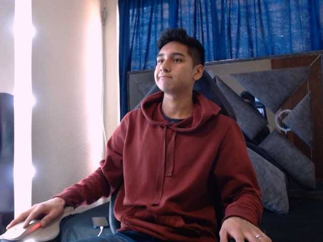 Live sex webcam photo for MATHEWLOKSTAGE #276160253