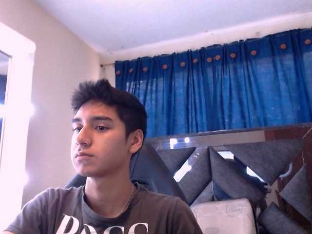 Live sex webcam photo for MATHEWLOKSTAGE #276304201