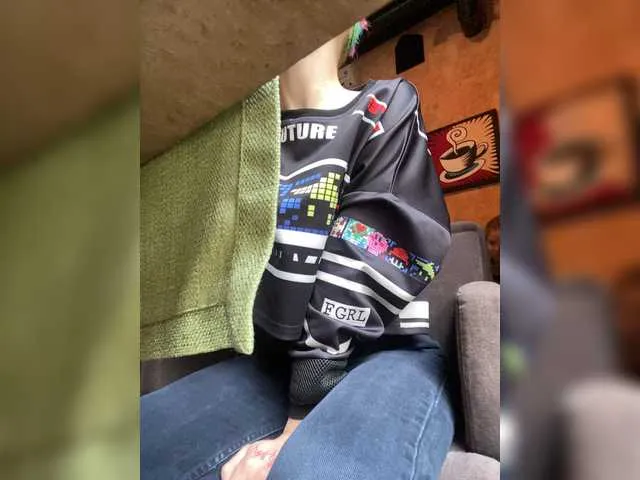 Live sex webcam photo for MATbFLEXA #273493763