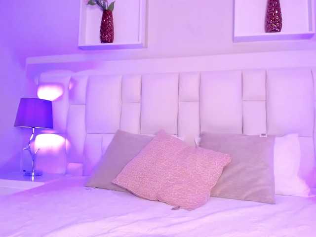 Live sex webcam photo for MAY-ZENNIN #275533729