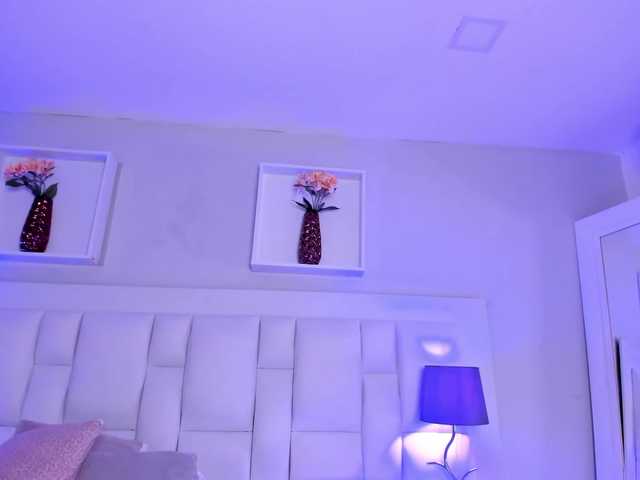 Live sex webcam photo for MAY-ZENNIN #275647660