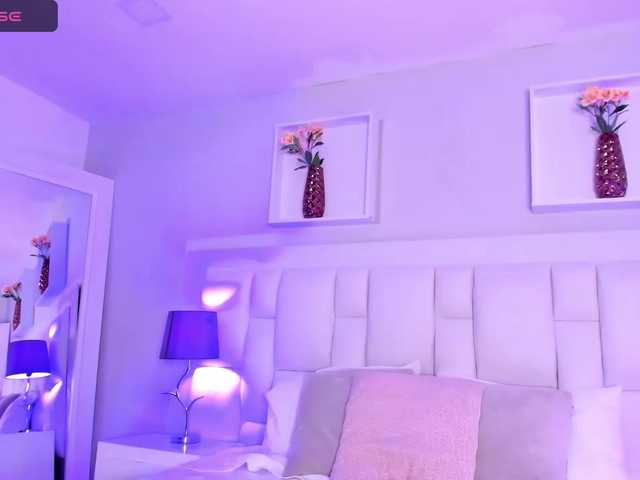 Live sex webcam photo for MAY-ZENNIN #276261596