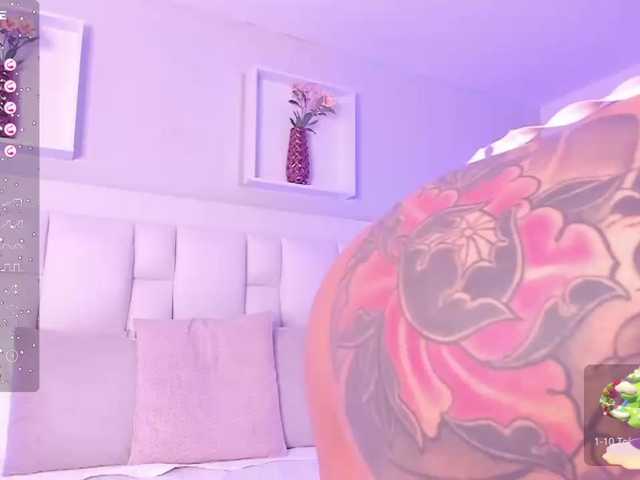 Live sex webcam photo for MAY-ZENNIN #277010857