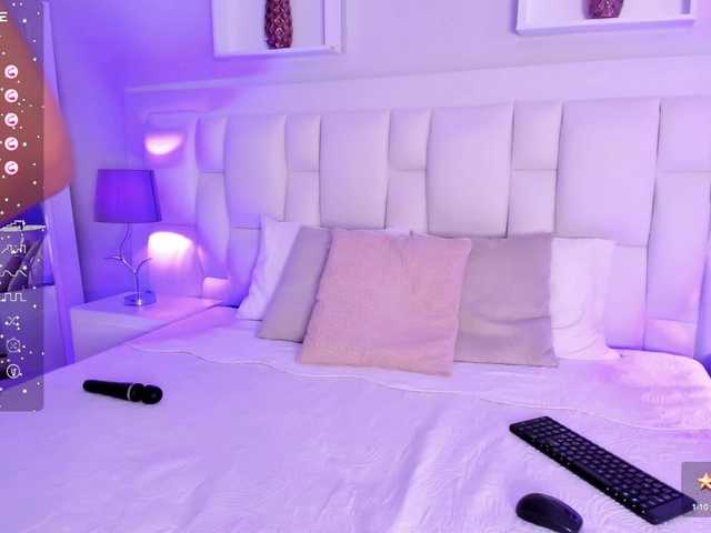 Live sex webcam photo for MAY-ZENNIN #277429219