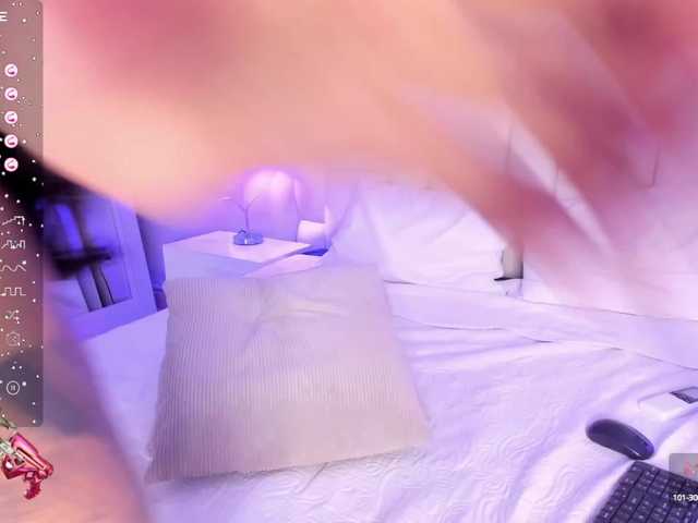 Live sex webcam photo for MAY-ZENNIN #277564160