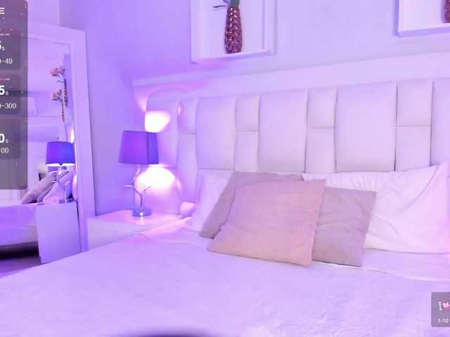 Live sex webcam photo for MAY-ZENNIN #289326147