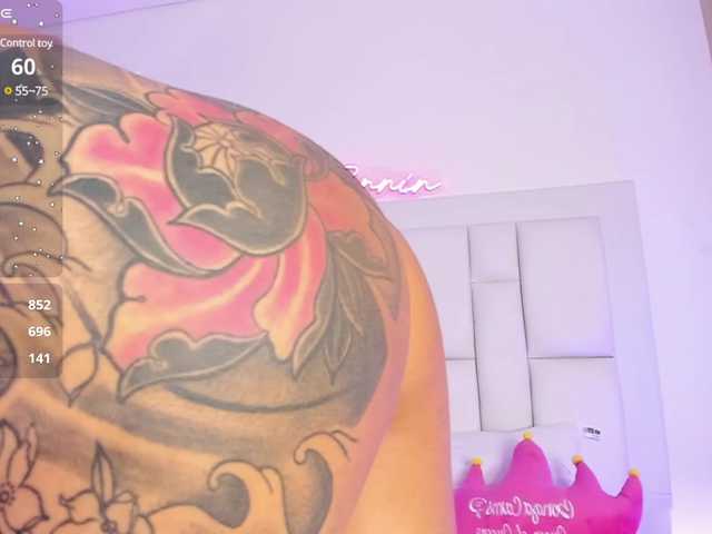 Live sex webcam photo for MAY-ZENNIN #290126149