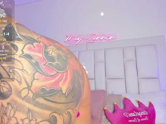 Live sex webcam photo for MAY-ZENNIN #290340544