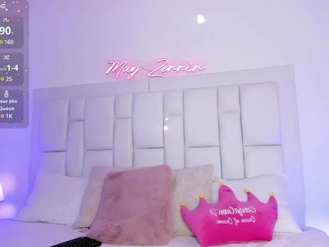 Live sex webcam photo for MAY-ZENNIN #290400444