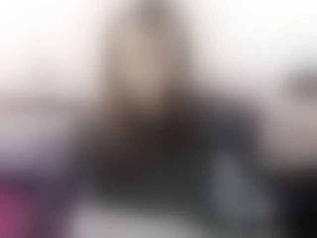 Live sex webcam photo for MEGANGREY21 #293860959