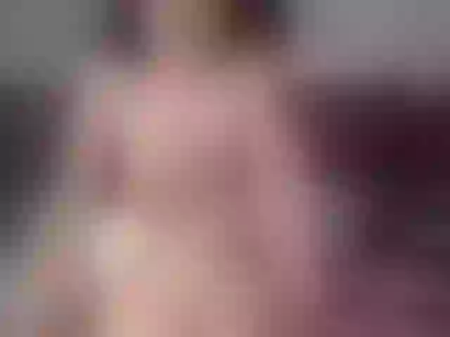 Live sex webcam photo for MEGANSUPPLE #277702915
