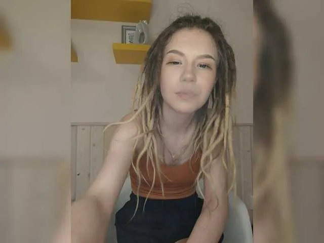 Live sex webcam photo for MELONI-MEOW #273329663