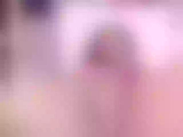 Live sex webcam photo for MIAAHANKS #273335656