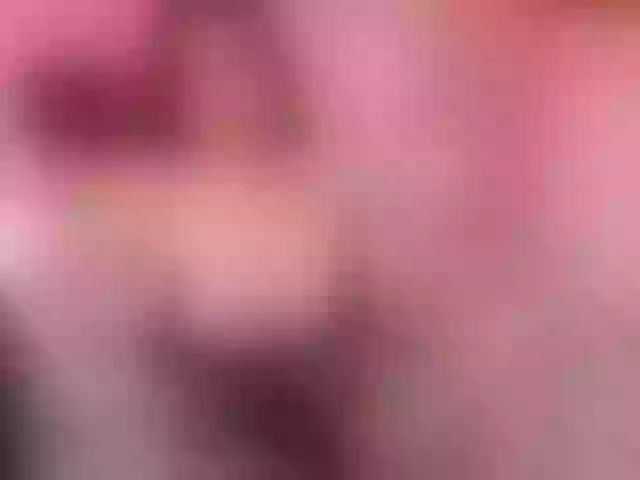 Live sex webcam photo for MIAAHANKS #273442605