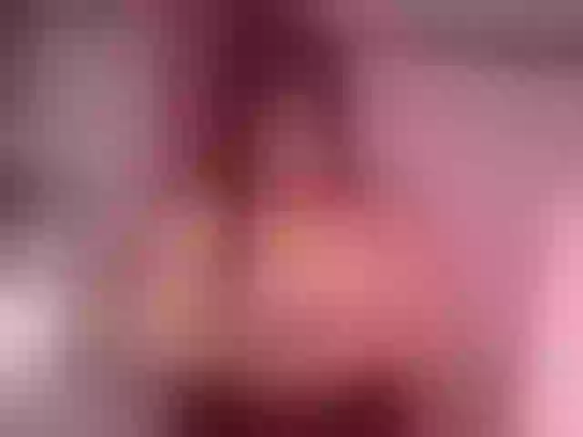 Live sex webcam photo for MIAAHANKS #273734991