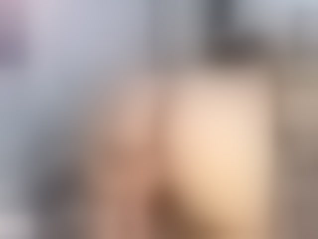 Live sex webcam photo for MIAREYS #294035672