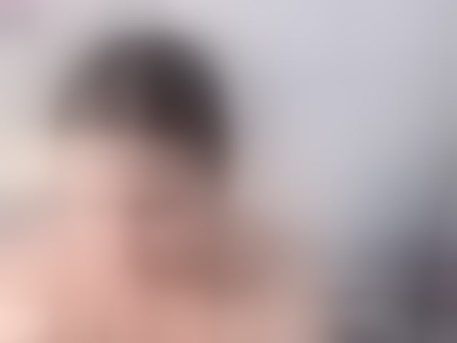 Live sex webcam photo for MIAREYS #294100455