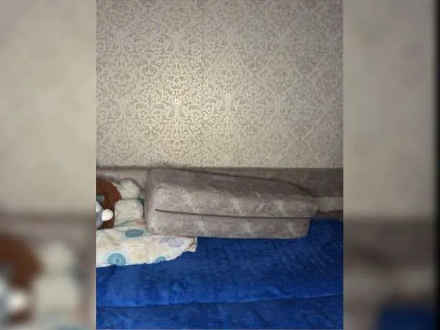 Live sex webcam photo for MIIILAA #276350410