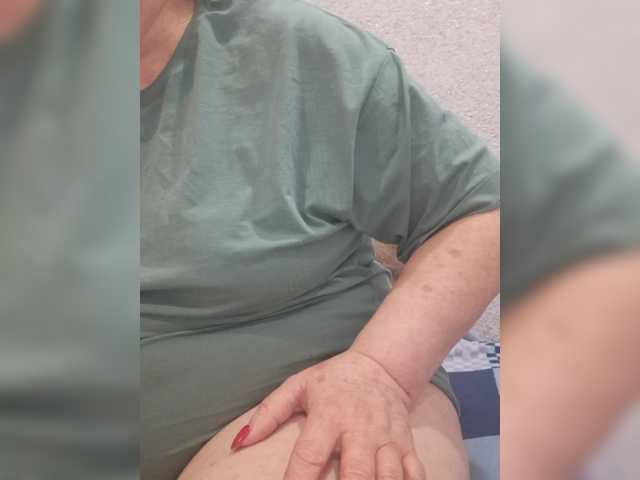 Live sex webcam photo for MILAax #290275479