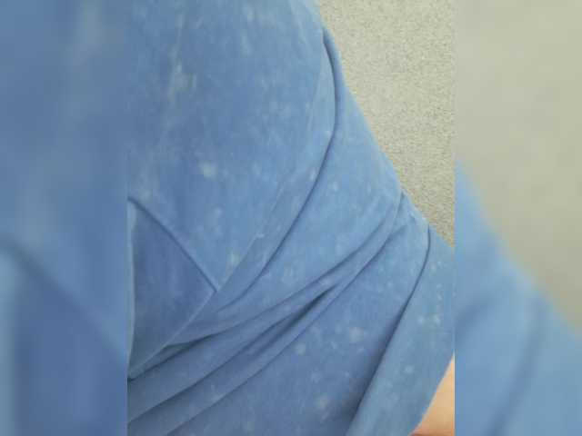 Live sex webcam photo for MILAax #290573638