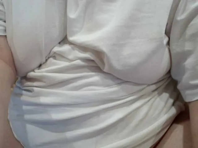 Live sex webcam photo for MILAax #291461452