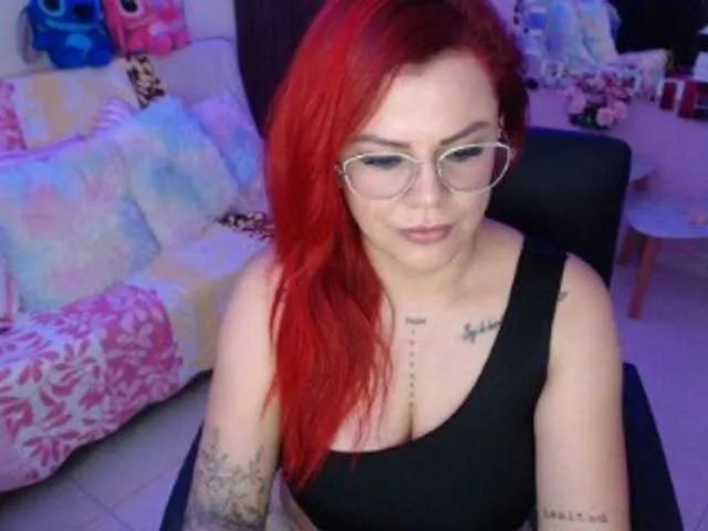 Live sex webcam photo for MILF-KAROL #274110916