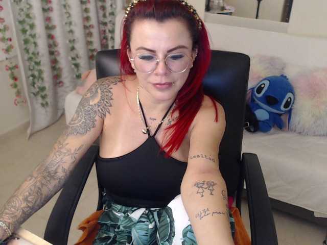 Live sex webcam photo for MILF-KAROL #276820283