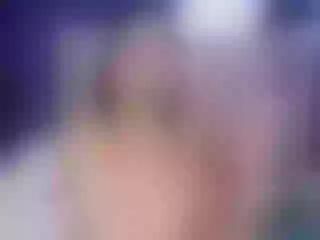 Live sex webcam photo for MILLIIECAT #272103731