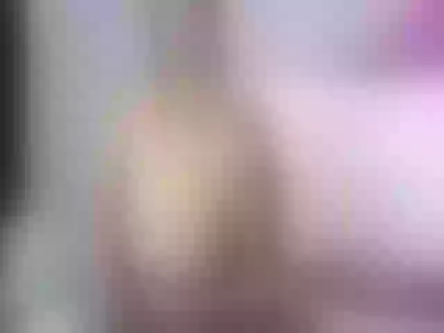 Live sex webcam photo for MILLIIECAT #272337624