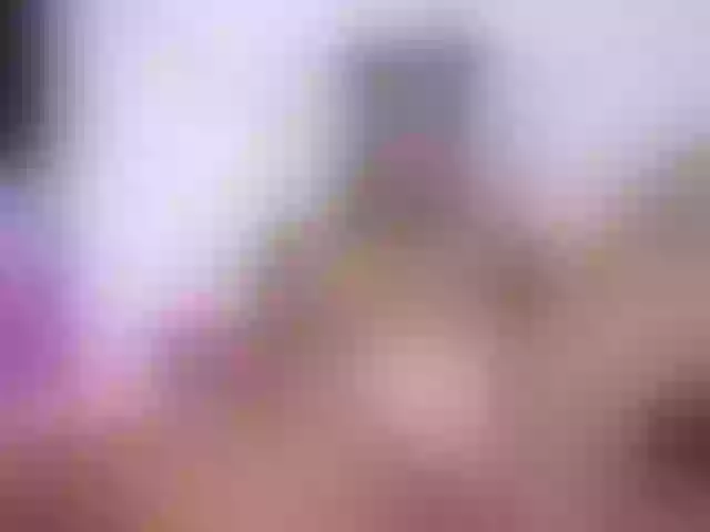 Live sex webcam photo for MILLIIECAT #272351603
