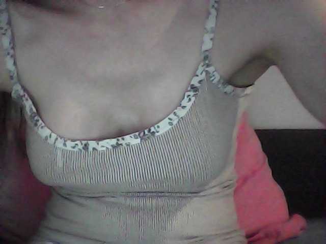 Live sex webcam photo for MILam #275902912