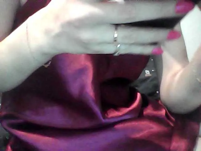 Live sex webcam photo for MILam #276655478