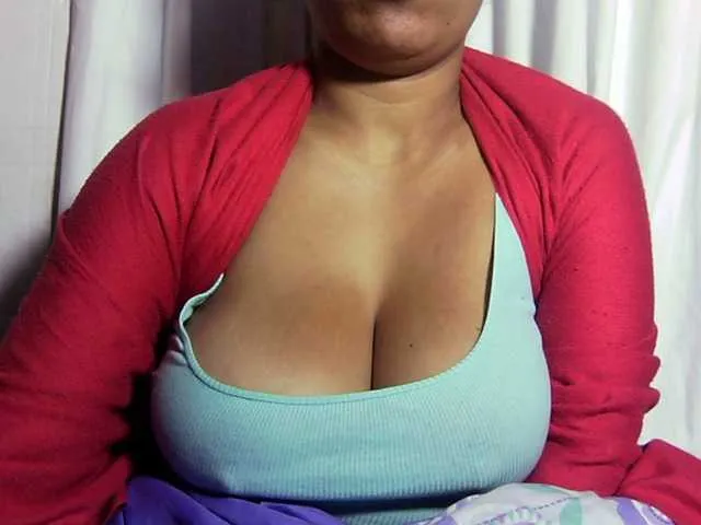 Live sex webcam photo for MIRANDAW #274123721