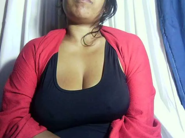 Live sex webcam photo for MIRANDAW #274261845
