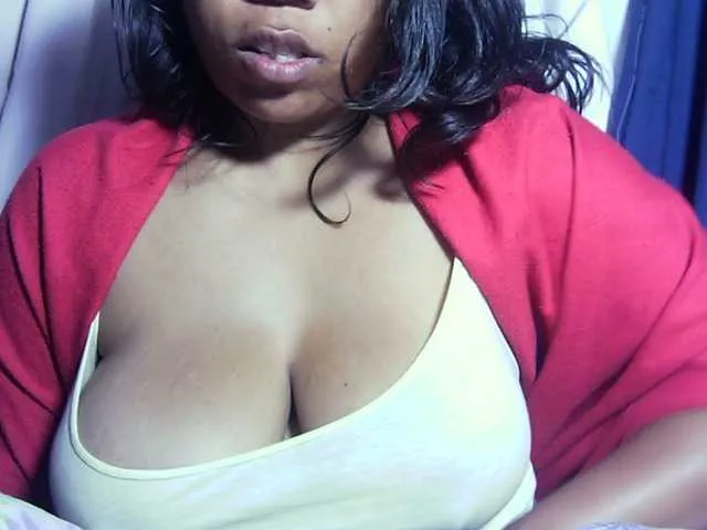 Live sex webcam photo for MIRANDAW #274458259