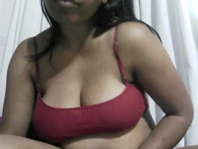 Live sex webcam photo for MIRANDAW #274554305