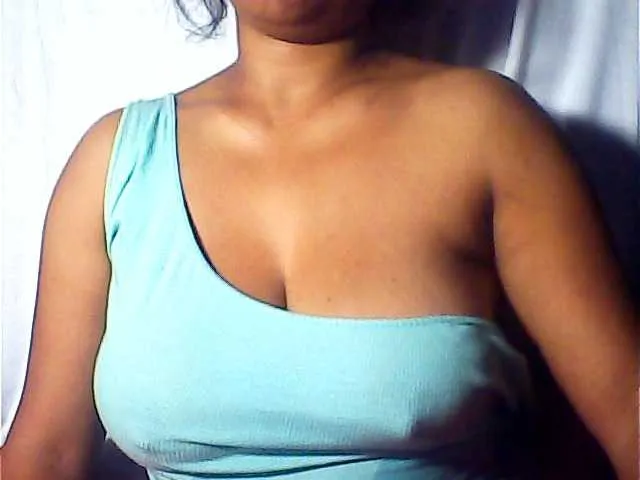Live sex webcam photo for MIRANDAW #274619701