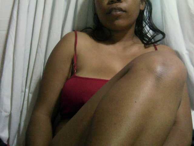 Live sex webcam photo for MIRANDAW #274895818