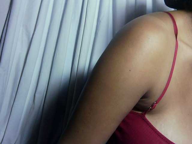 Live sex webcam photo for MIRANDAW #275204639