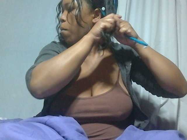 Live sex webcam photo for MIRANDAW #275494073