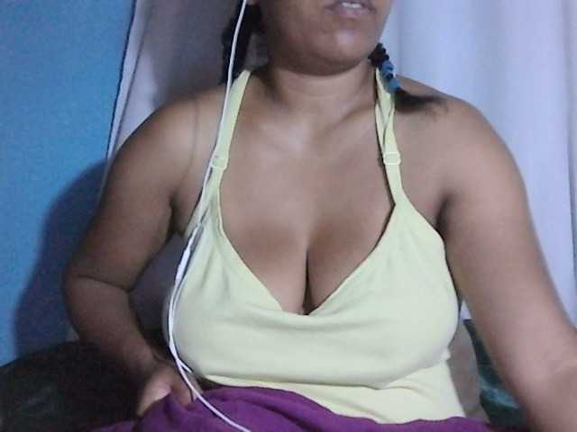 Live sex webcam photo for MIRANDAW #277775022