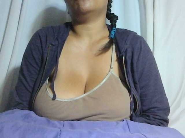 Live sex webcam photo for MIRANDAW #277959189