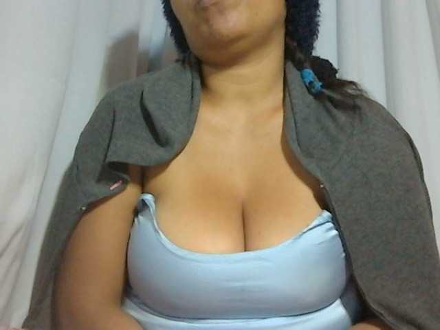 Live sex webcam photo for MIRANDAW #278003934