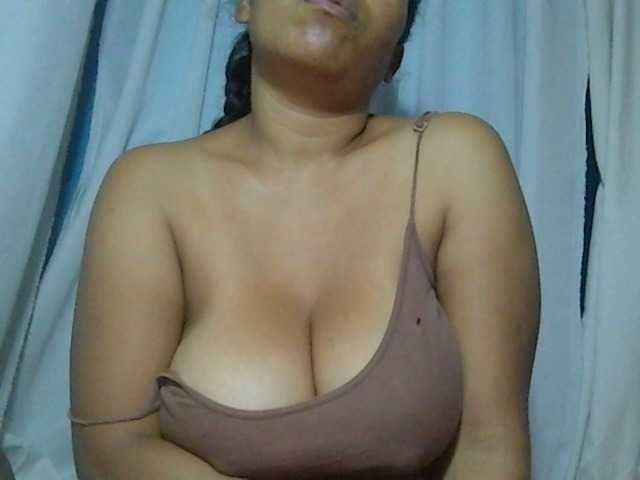 Live sex webcam photo for MIRANDAW #278055659