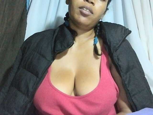 Live sex webcam photo for MIRANDAW #278092618