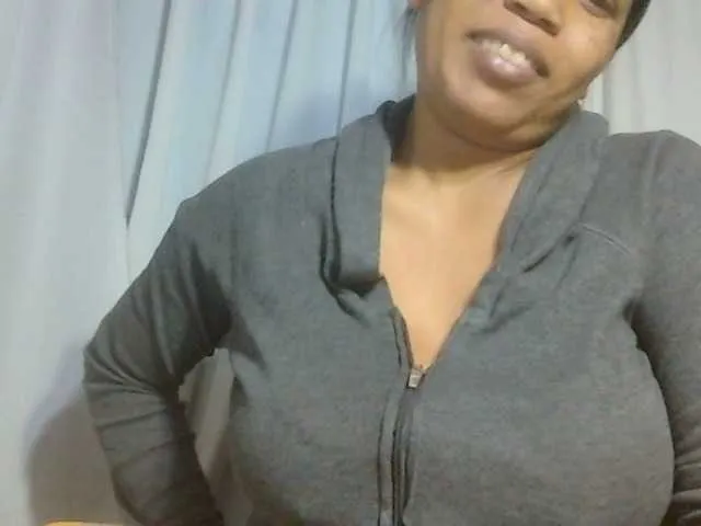 Live sex webcam photo for MIRANDAW #289341029